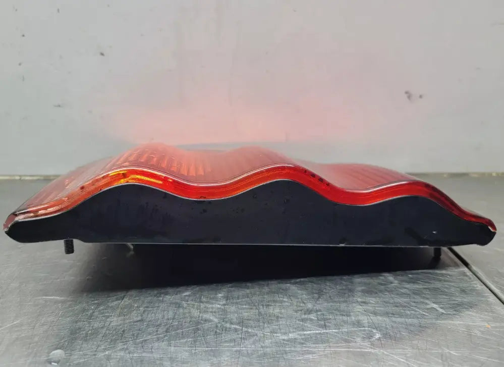 DRIVER LEFT Tail Light Liftgate Mounted Toyota Sequoia 2001-2004 Toyota