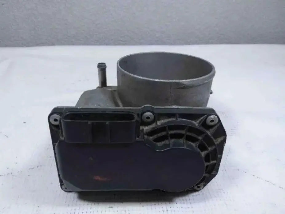 Toyota Tundra2007-2017 Throttle Body Valve 8 cylinder 5.7L WARRANTY Toyota