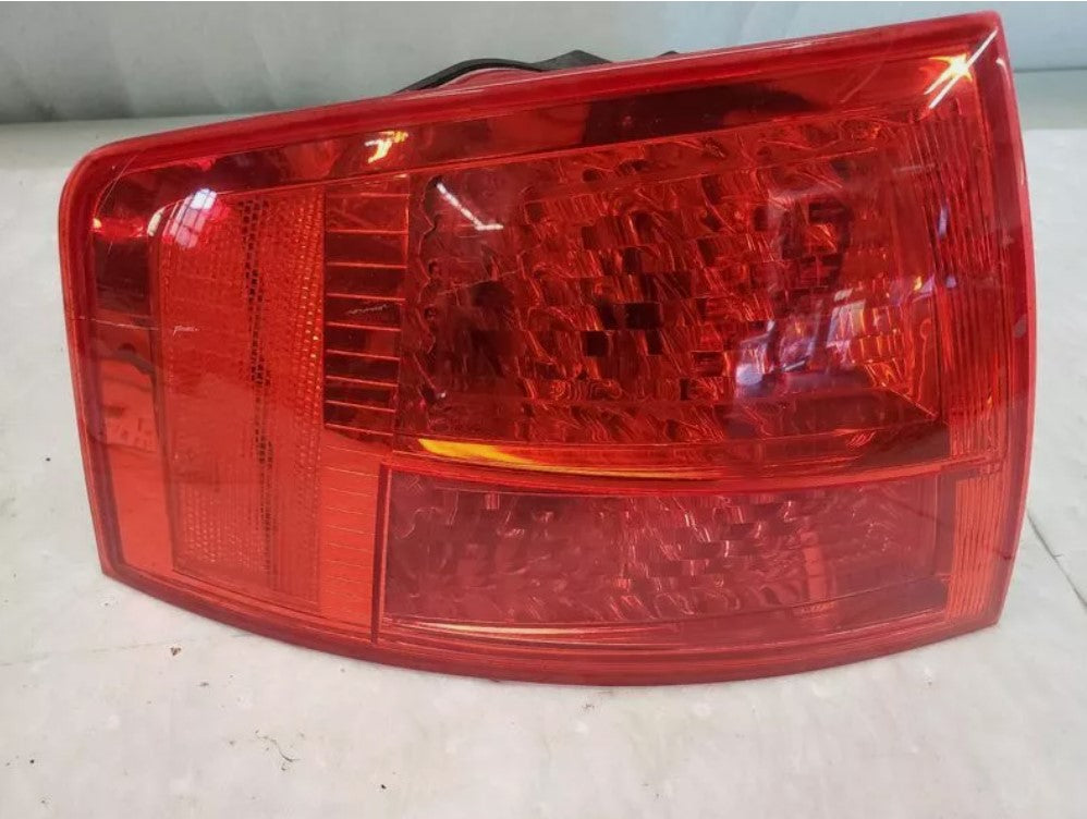 AUDI A8 LH Driver Tail Light Assembly Quarter Panel Mounted OEM 2003 - 2007 Audi