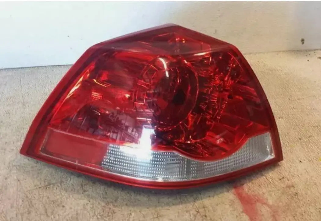 Driver Left Tail Light Base Fits 2008-2009 Pontiac G8 Pontiac