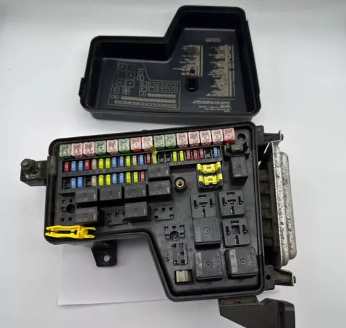 02 03 04 05 Dodge Ram 1500 2500 OEM TIPM Power Module Relay Fuse Box **TESTED** dodge