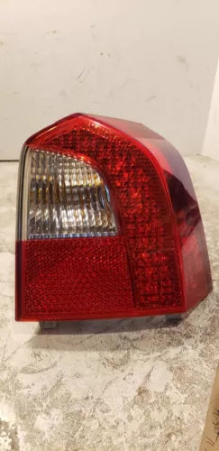 VOLVO XC70 08-13 REAR RIGHT PASSENGER SIDE TAIL LIGHT LAMP ASSYM OEM volvo