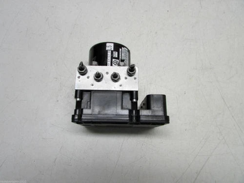 Volkswagen Passat 13-15 ABS Anti-Lock Brake Pump OEM volkswagen