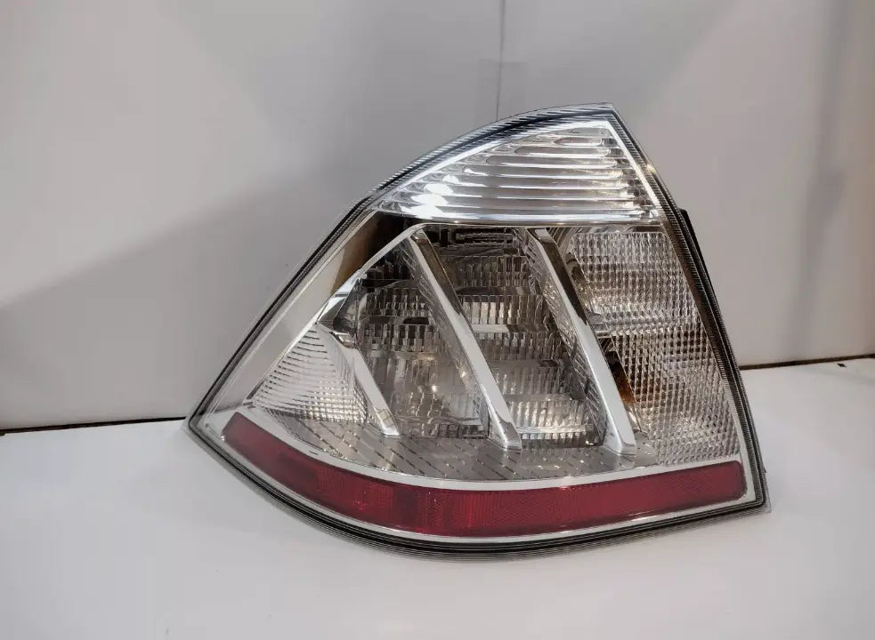 MERCURY SABLE 2008-2009 RIGHT REAR DRIVER SIDE BRAKE TAIL LIGHT LAMP RH OEM Mercury