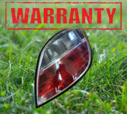 Passenger Right Tail Light 4 Door Fits 2008-2009 Saturn ASTRA Saturn