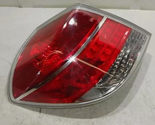 2007 - 2009 SATURN AURA LEFT DRIVER SIDE TAIL LIGHT OEM Saturn
