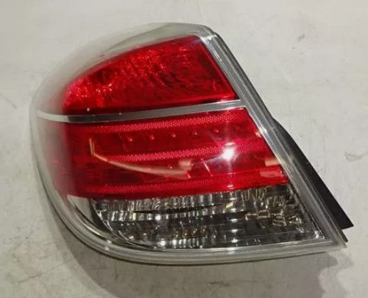 2007 - 2009 SATURN AURA LEFT DRIVER SIDE TAIL LIGHT OEM Saturn