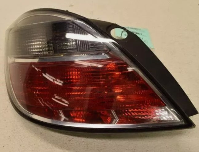 Driver Left Tail Light 4 Door Fits 2008-2009 Saturn ASTRA Saturn