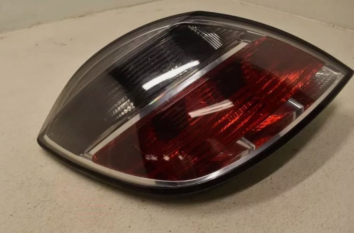 Driver Left Tail Light 4 Door Fits 2008-2009 Saturn ASTRA Saturn