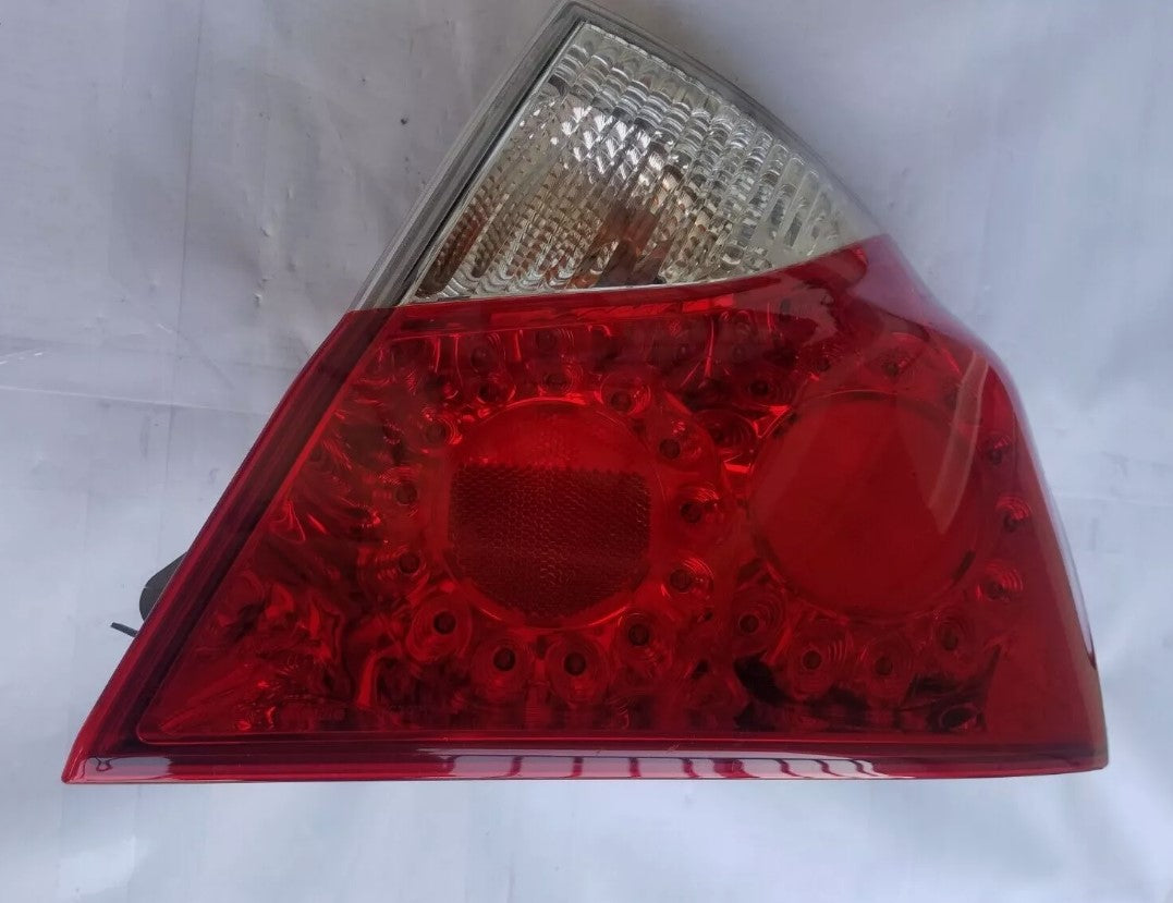 INFINITI M35 M45 RIGHT PASSENGER SIDE LED BRAKE TAIL LIGHT 2008-2010 Infiniti