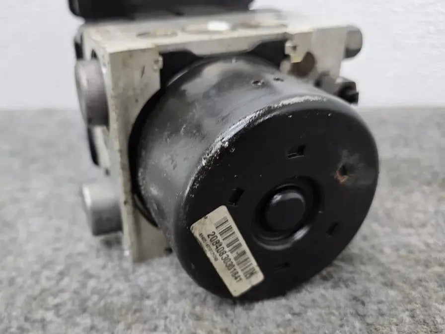 2013 Chrysler 300 ABS Anti-Lock Brake Pump Module Assembly OEM 13 Chrysler