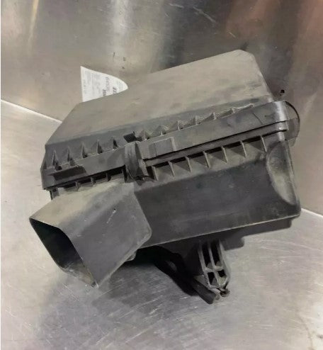 Nissan Altima Sdn 2.5L Air Cleaner Box Assembly 2013-2018 WARRANTY Nissan