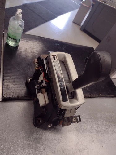 01-05 Honda Civic Sdn Automatic Transmission 4 Speed Floor Gear Shifter Assembly honda