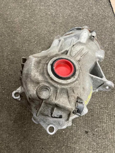 2015-2017 Mercedes C-CLASS C300 Front Axle Differential Carrier OEM mercedes-benz