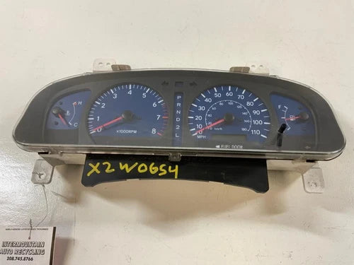 TOYOTA SIENNA 2001-2003  SPEEDOMETER INSTRUMENT CLUSTER GAUGE OEM toyota