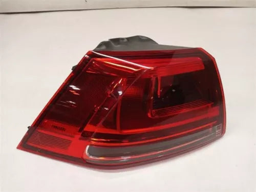2015-2017 VOLKSWAGEN GTI REAR RIGHT TAIL LIGHT ASSEMBLY QUATER PANEL MOUNTED volkswagen