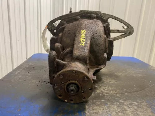 2005-2006 Ford Expedition Rear Carrier 9.75 ring gear, from 11/29/04, 3.73 ratio ford