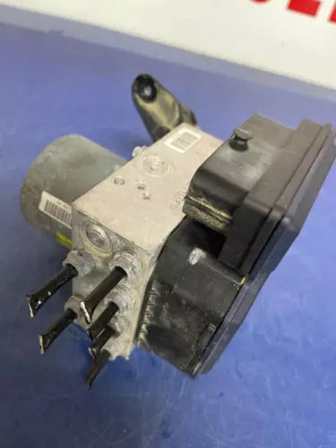 Volkswagen CC 2011-2017 BS Anti-Lock Brake Pump Assembly Option 8T2 OEM 11-17 volkswagen