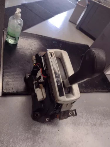 01-05 Honda Civic Sdn Automatic Transmission 4 Speed Floor Gear Shifter Assembly honda