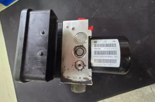 2014-2016 Dodge Truck Ram 1500 ABS Anti-Lock Brake Pump Assembly dodge
