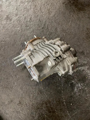 2015-2017 Lexus NX 200 Transfer Case Assembly OEM lexus