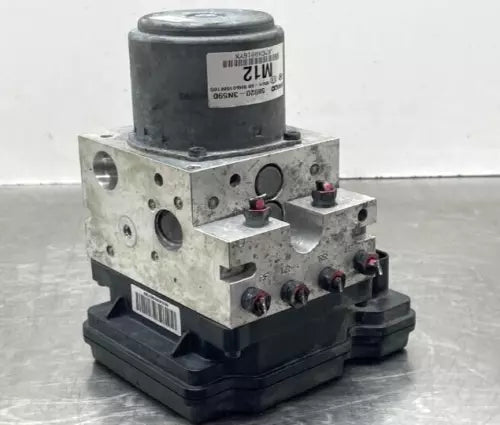 014-016 Hyundai Equus Anti-Lock Brake pump Assembly (Adaptive Cruise Opt 9641A2) hyundai