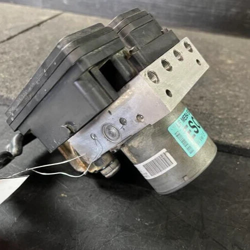 2015-2017 Hyundai Sonata ABS Anti-Lock Brake Pump Control Module Assembly hyundai
